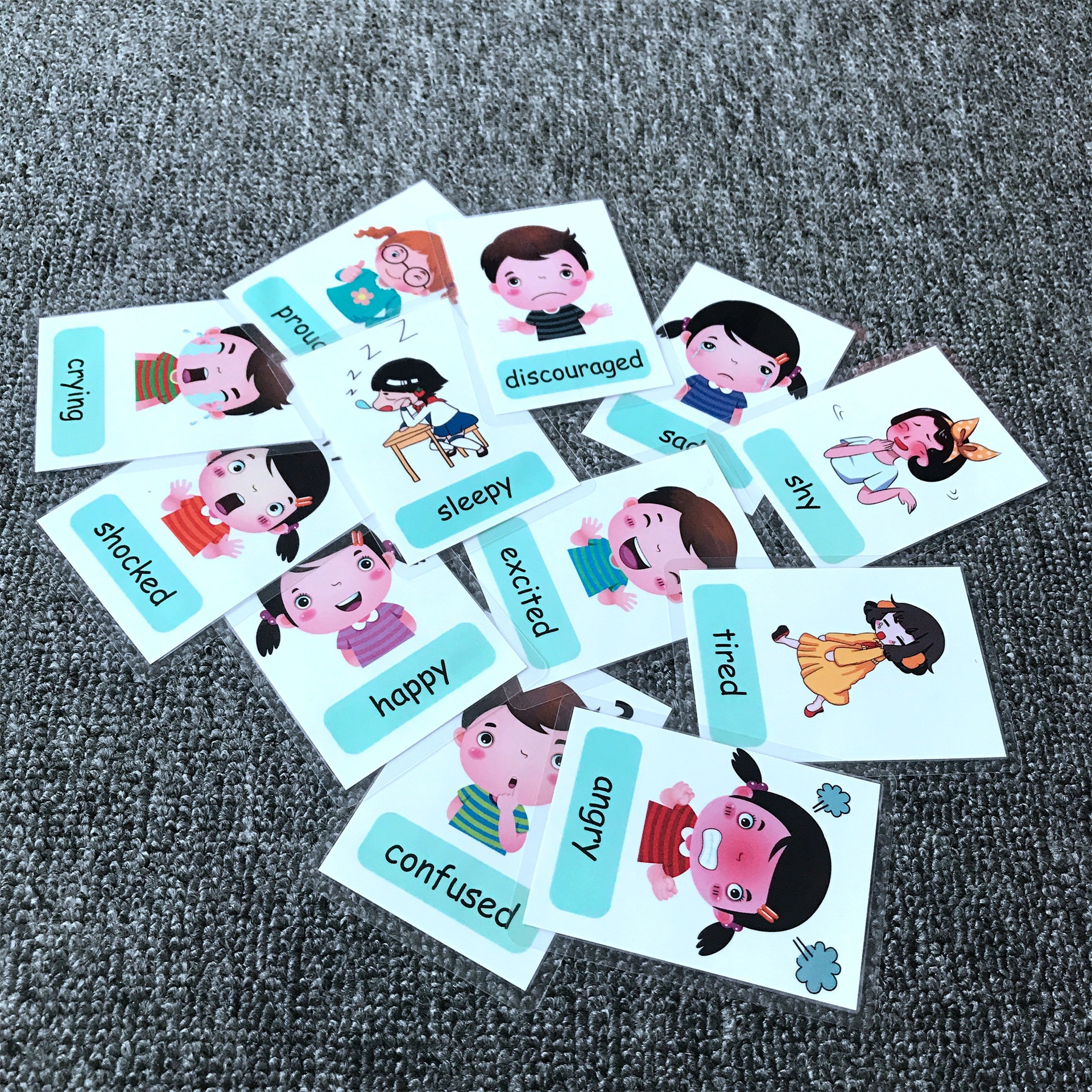 أطفال مونتيسوري الكلمات الإنجل - مراجعة Kids Education Card وسعره